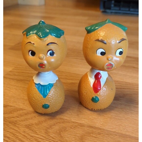 Mr. & Miss Florida Oranges Vintage Souvenir Bobble Heads Japan Kissing Magnetic - Picture 3 of 14